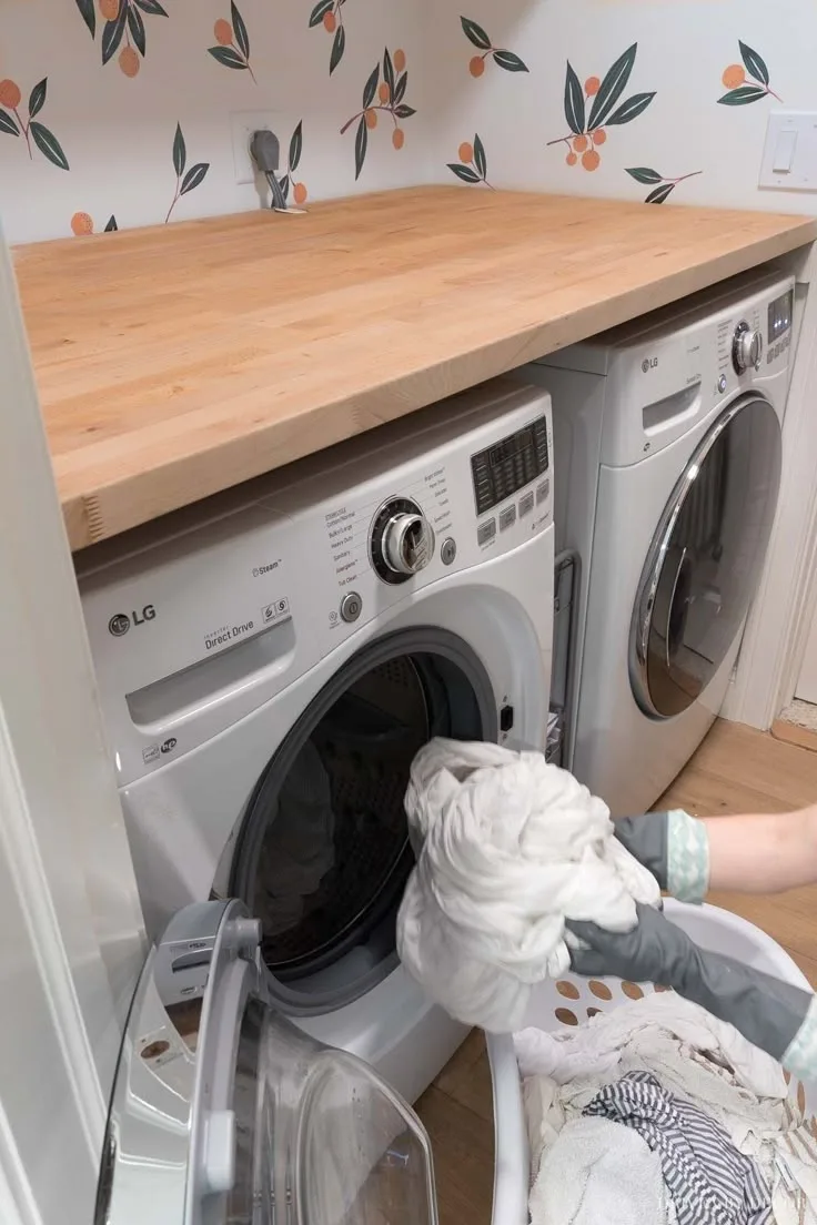 Kitchen & Laundry